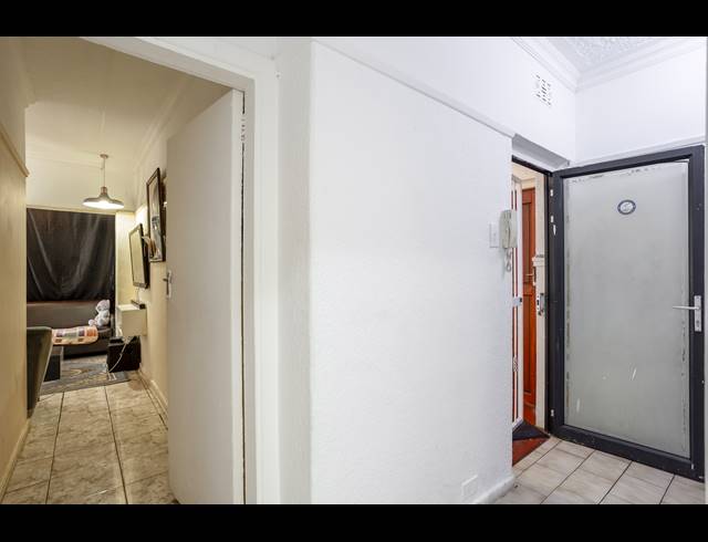 3 BEDROOM APARTMENT FOR SALE IN ROSEBANK